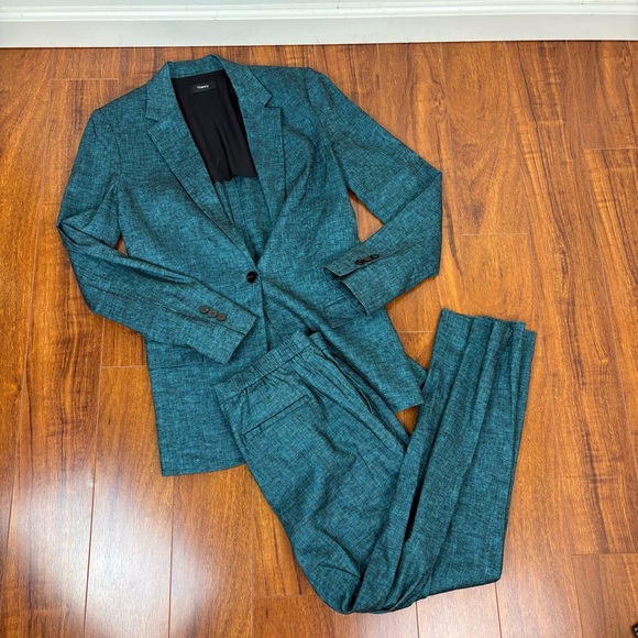 Theory Jackets & Blazers - Theory 2 Piece Matching Linen One-Button Staple Blazer and Pants Blue Size 4/6